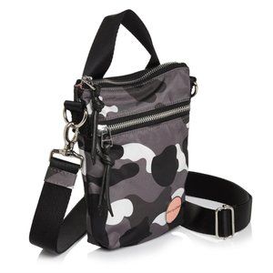 Shorty Love Short Hand Bag